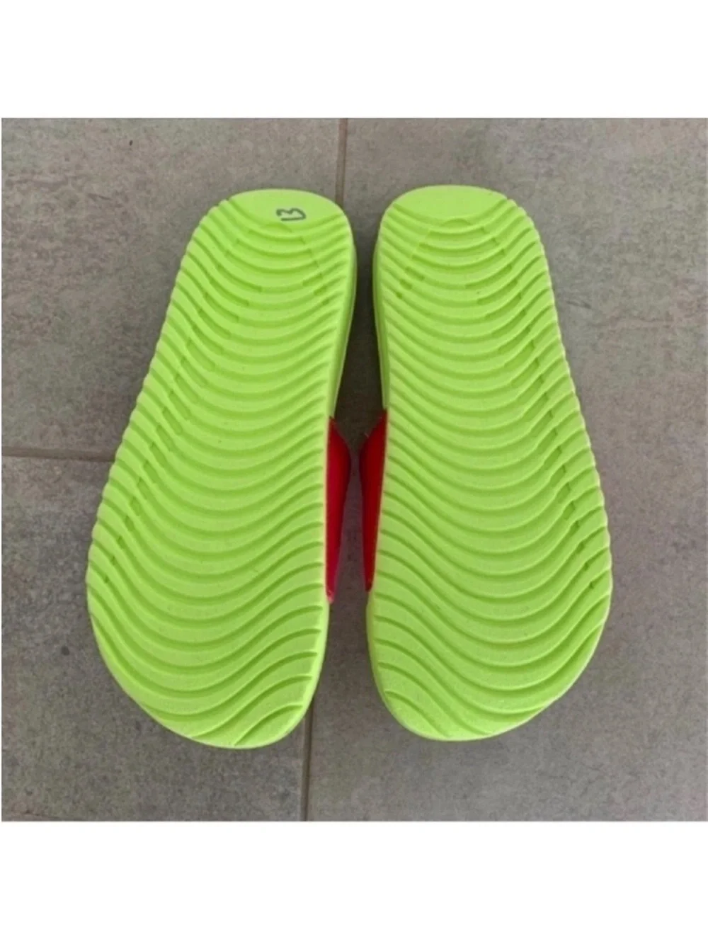 NWOT Nike Slides/slip on sandals Sz 5.5/6 pink Neon Logo Print